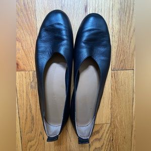 Everlane’s Italian leather day glove